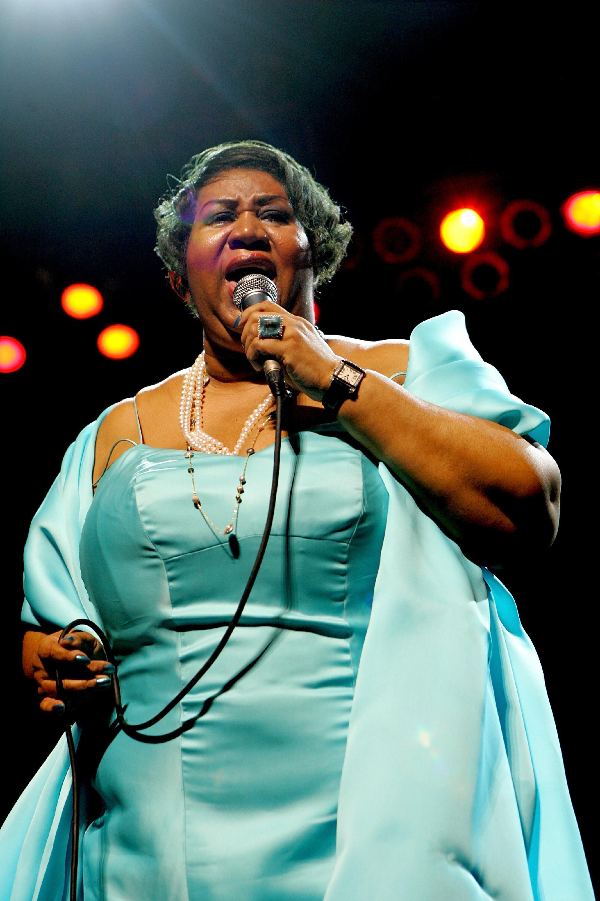 Aretha Franklin, ‘Queen of Soul,’ Dead at 76 | Who2