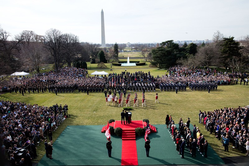 Justin Trudeau Wore Brown Shoes with a Blue Suit at the White House | Who2